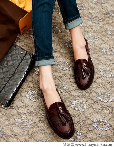 真皮秋鞋上镜款,品位时尚大比拼-第13张图片-货源库 真皮秋鞋上镜款,品位时尚大比拼-第13张图片-货源库