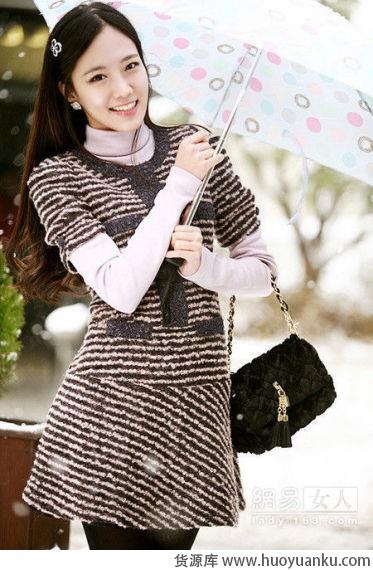 修身妩媚感人气装扮-第3张图片-货源库