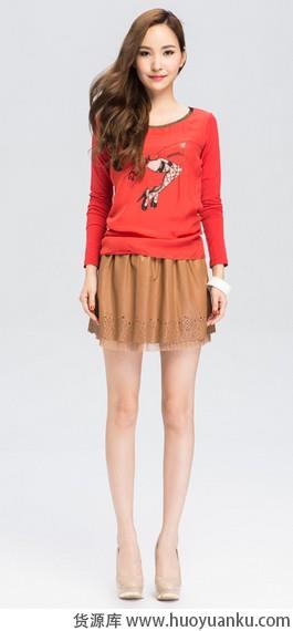 PU半身裙美丽不“冻”人-第4张图片-货源库