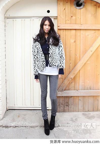 铅笔裤和短靴的显瘦搭配-第2张图片-货源库