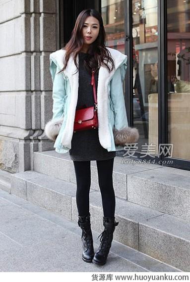 复古方包崭露头角-第11张图片-货源库 复古方包崭露头角-第11张图片-货源库