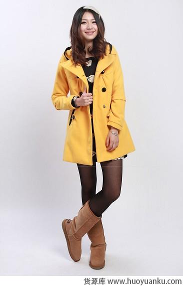 经典双排扣大衣搭出气质范儿-第1张图片-货源库
