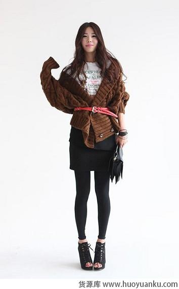 巧搭细腰带秀出好身段-第2张图片-货源库