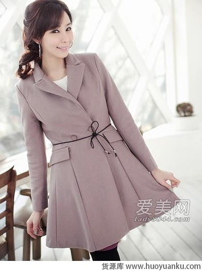 优雅外套穿出女人的淡定从容-第4张图片-货源库