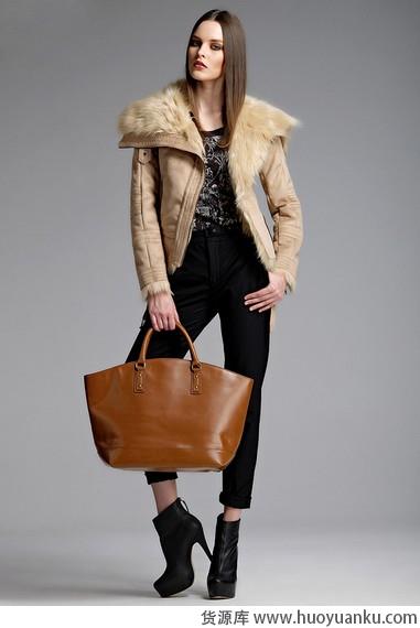 听说拼接的棉服不显胖哦-第9张图片-货源库