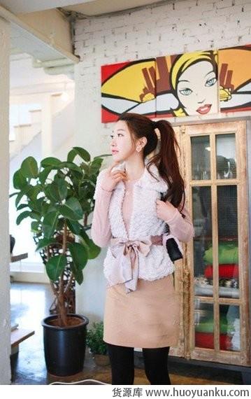 拒绝臃肿包臀短裙穿出曼妙-第5张图片-货源库