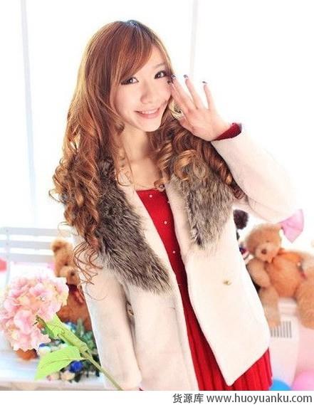 气质女满分装扮-第6张图片-货源库