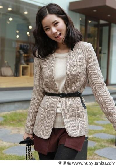 职场大衣穿出优雅迷人范-第2张图片-货源库 职场大衣穿出优雅迷人范-第2张图片-货源库