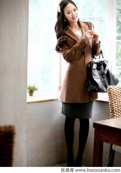 优雅别致长款毛呢大衣-第9张图片-货源库