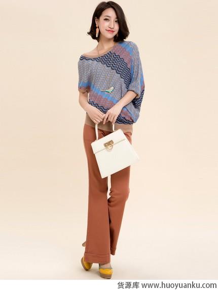 轻熟装扮必备潮流单品-第4张图片-货源库