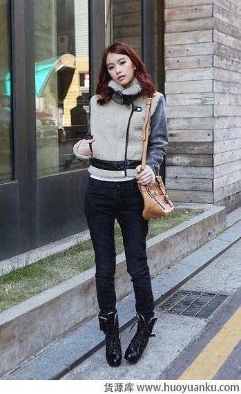 教你铅笔裤的选择和搭配-第1张图片-货源库 教你铅笔裤的选择和搭配-第1张图片-货源库