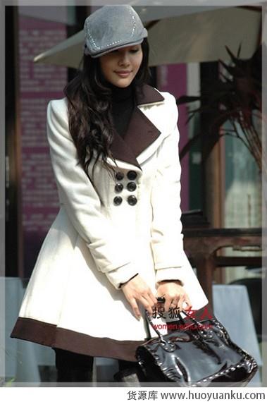 时尚实用呢子大衣 时尚实用呢子大衣-第1张图片-货源库