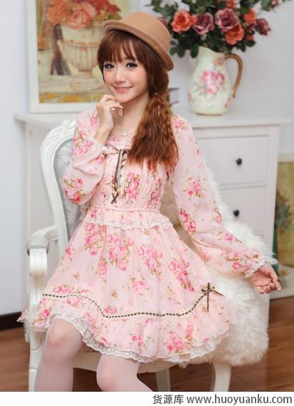 日系美衣,小个女生的可爱穿搭术-第4张图片-货源库 日系美衣,小个女生的可爱穿搭术-第4张图片-货源库