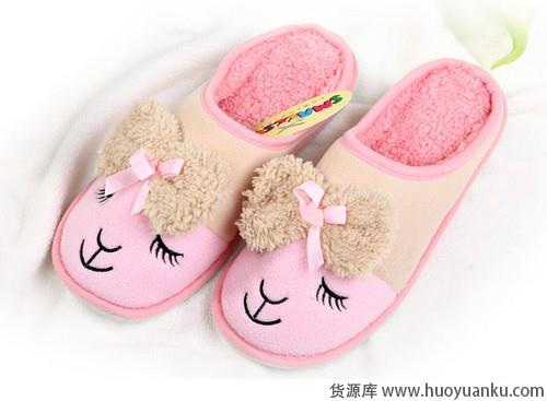 美丽秋天拖鞋不能少-第5张图片-货源库