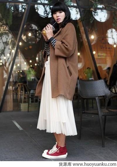 巧搭宽松外套修身不臃肿-第3张图片-货源库 巧搭宽松外套修身不臃肿-第3张图片-货源库