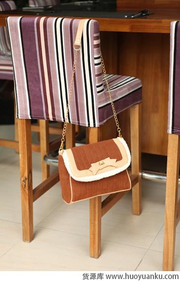 “包”罗万象Hot到爆的几款靓包-第4张图片-货源库 “包”罗万象Hot到爆的几款靓包-第4张图片-货源库