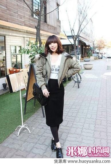 羽绒服怎么搭配才够亮眼-第5张图片-货源库 羽绒服怎么搭配才够亮眼-第5张图片-货源库