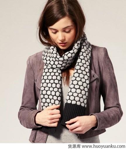 保暖百搭针织款围巾-第7张图片-货源库