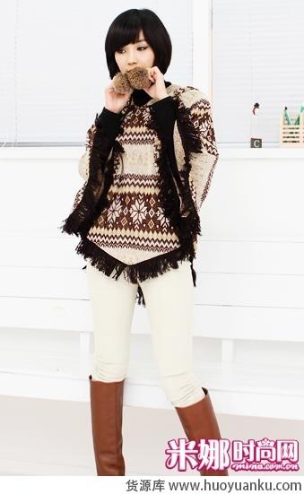 胖女生最爱斗篷外套轻松显瘦-第2张图片-货源库 胖女生最爱斗篷外套轻松显瘦-第2张图片-货源库