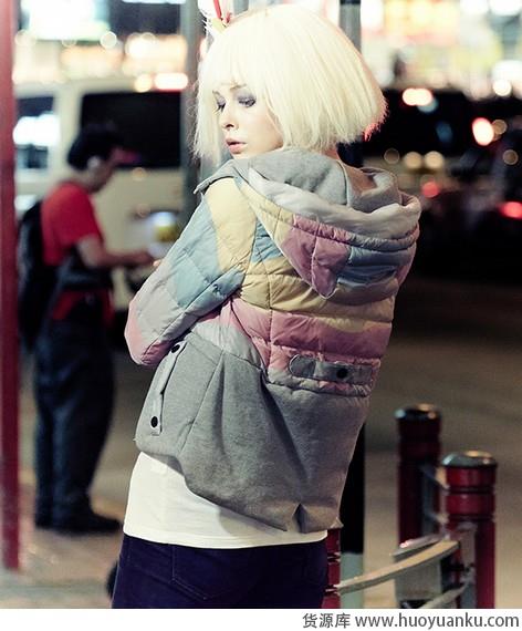 简易搭配之短款羽绒服-第11张图片-货源库 简易搭配之短款羽绒服-第11张图片-货源库