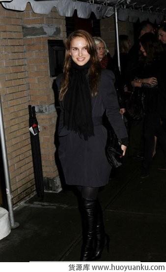 欧美明星日常冬衣搭配-第2张图片-货源库