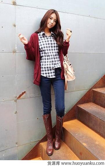 基本款格纹衬衫的时尚混搭-第8张图片-货源库