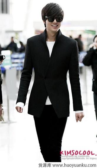 他的外套你准备好了吗？-第8张图片-货源库