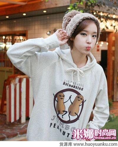 针织帽的甜美运动风搭配-第6张图片-货源库