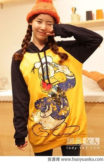 多彩套头衫点亮冬日-第2张图片-货源库