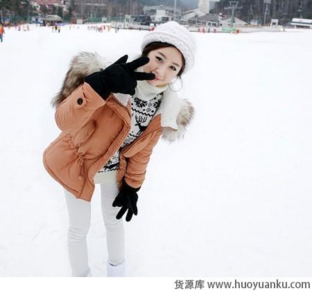 冬雪天韩国MM的时尚着装-第1张图片-货源库 冬雪天韩国MM的时尚着装-第1张图片-货源库