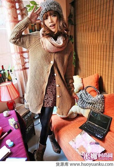 时尚毛衣美足整个冬天-第1张图片-货源库