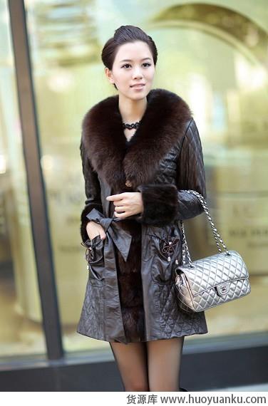 秋冬与皮衣共舞-第11张图片-货源库