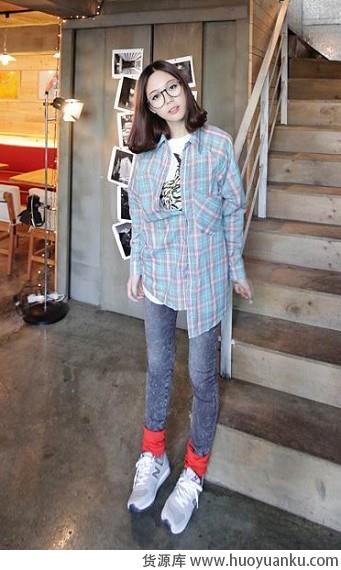 早春街头活力减龄装(二)-第3张图片-货源库 早春街头活力减龄装(二)-第3张图片-货源库