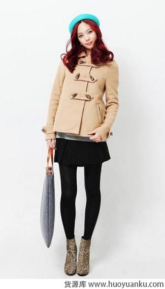 年轻无极限冬日短装穿搭-第3张图片-货源库