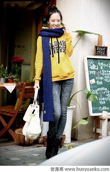 纯色围巾的大方搭配-第5张图片-货源库