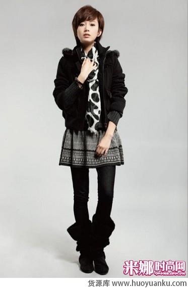 混搭有型大衣穿出帅气范儿-第5张图片-货源库 混搭有型大衣穿出帅气范儿-第5张图片-货源库