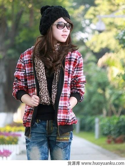 糖果色卫衣巧扮靓-第2张图片-货源库 糖果色卫衣巧扮靓-第2张图片-货源库