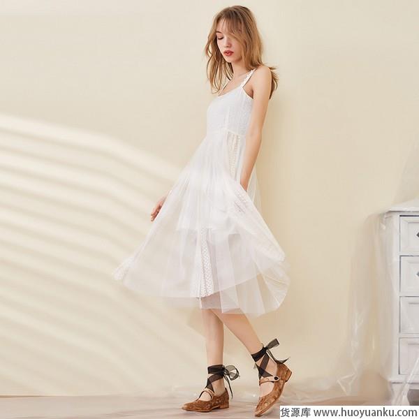 热度不减引力强大,性感吊带时髦开挂-第8张图片-货源库 热度不减引力强大,性感吊带时髦开挂-第8张图片-货源库