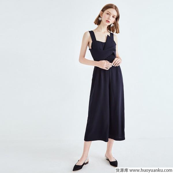 热度不减引力强大,性感吊带时髦开挂-第19张图片-货源库 热度不减引力强大,性感吊带时髦开挂-第19张图片-货源库