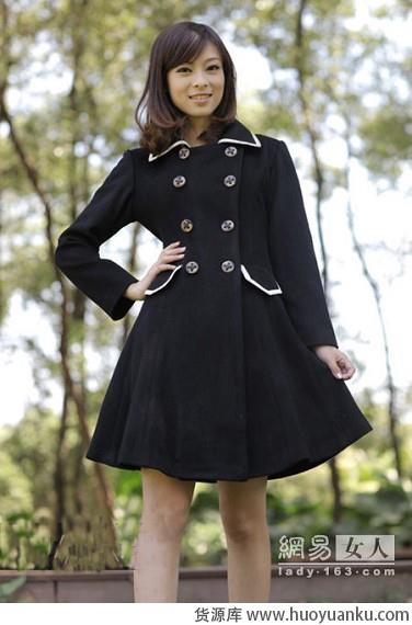 裙式大衣打造迷人风景-第10张图片-货源库 裙式大衣打造迷人风景-第10张图片-货源库