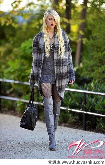 经典不败欧风格纹大衣-第4张图片-货源库 经典不败欧风格纹大衣-第4张图片-货源库