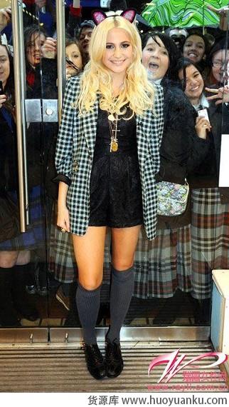 经典不败欧风格纹大衣-第6张图片-货源库 经典不败欧风格纹大衣-第6张图片-货源库