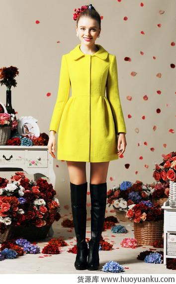 秋搭第二式:大衣+长款毛衣-第4张图片-货源库 秋搭第二式:大衣+长款毛衣-第4张图片-货源库