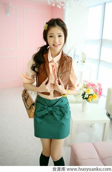 简约春装尽显淑女气质美-第9张图片-货源库