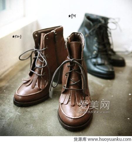 如何搭配绑带短靴-第6张图片-货源库