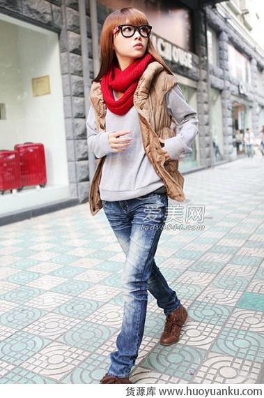 针织围脖的多风格搭配 针织围脖的多风格搭配-第1张图片-货源库